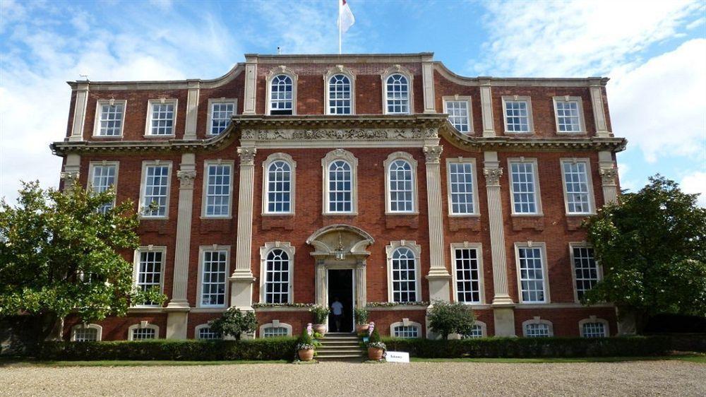 Chicheley Hall Eksteriør billede