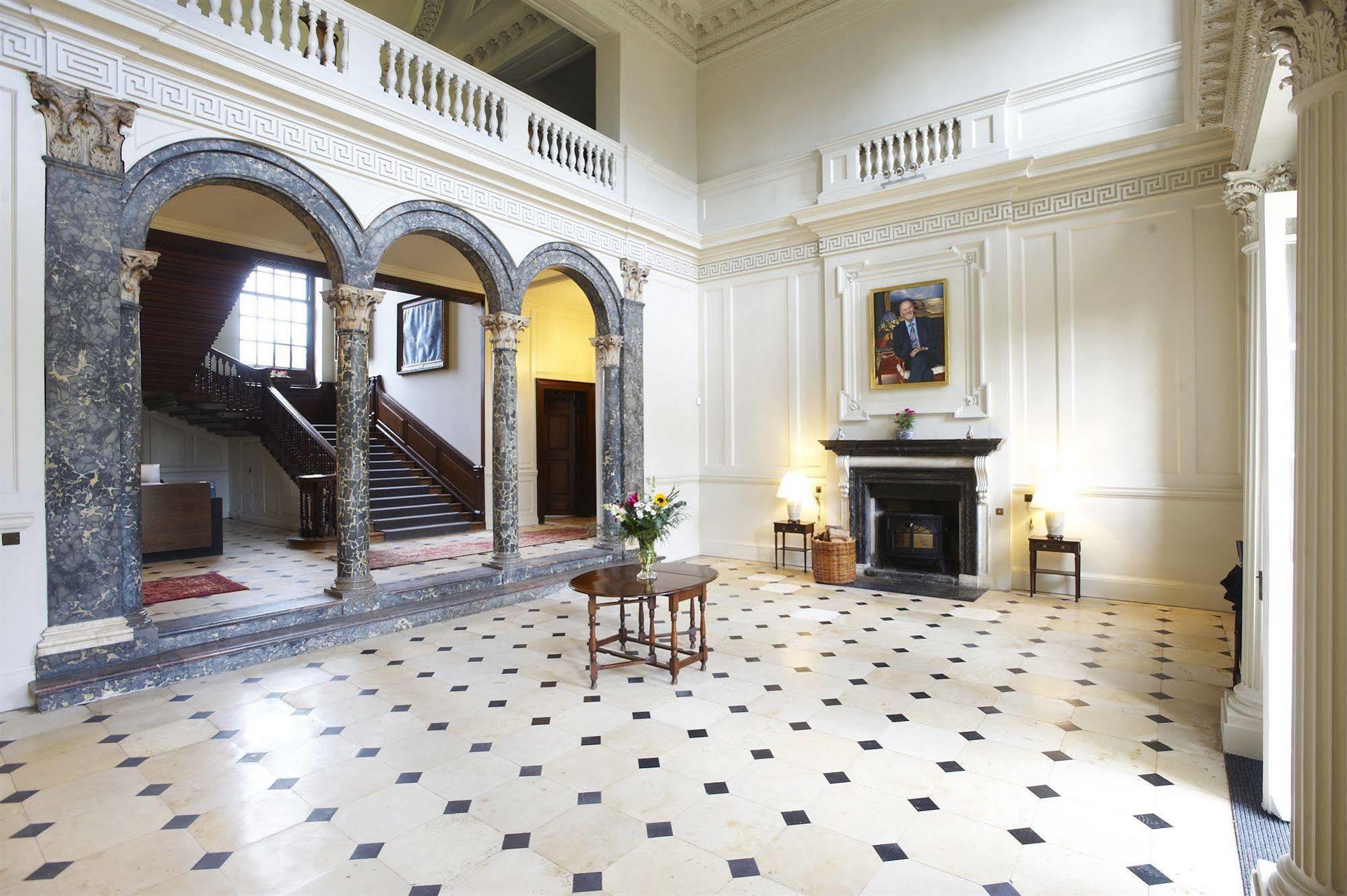 Chicheley Hall Eksteriør billede