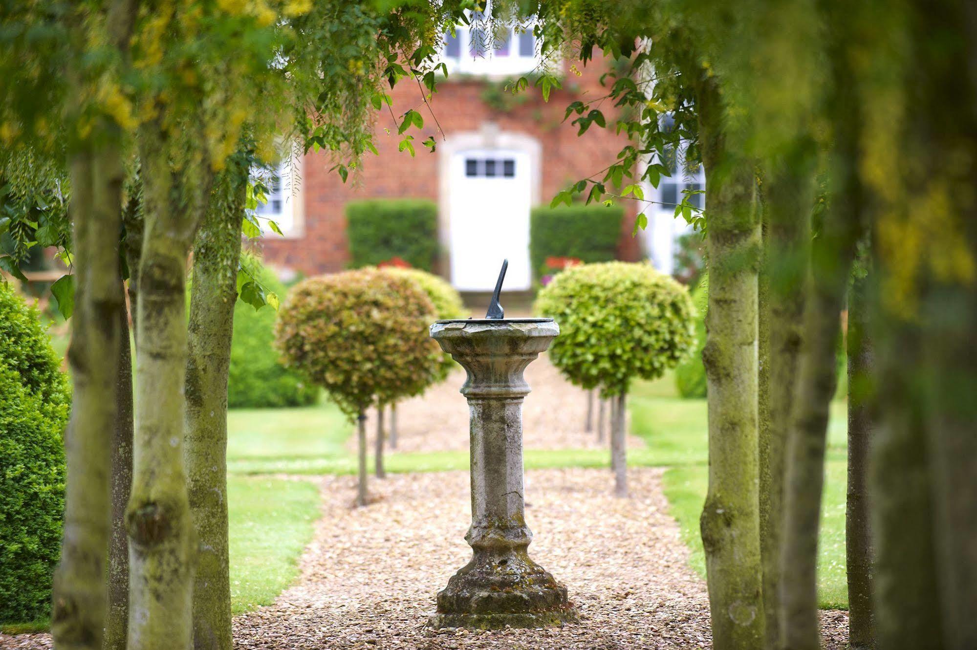 Chicheley Hall Eksteriør billede